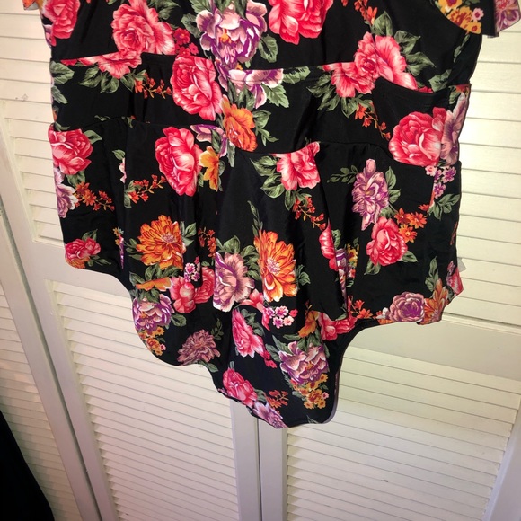 Terra & Sky one piece swimsuit. Black With floral design in pink. - Picture 6 of 7